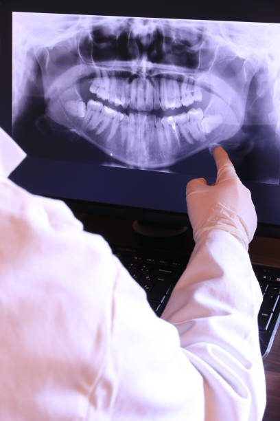 Best Broken or Cracked Tooth Emergency Dentist in North Merrick, NY